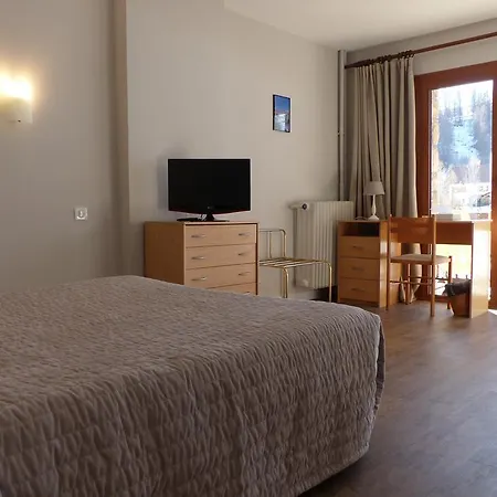 L'adrech De Lagas Hotel 3*