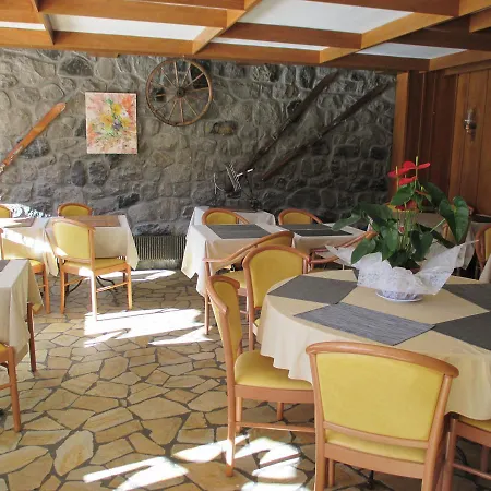 L'adrech De Lagas Hotel