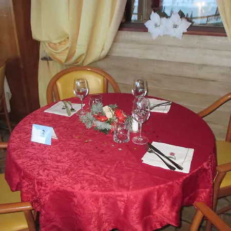 L'adrech De Lagas Hotel 3*